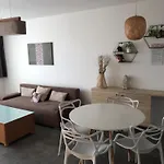 Apartman Maja *