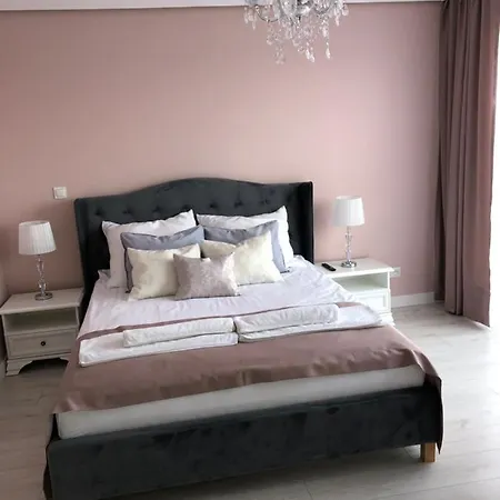 Maja Appartement *