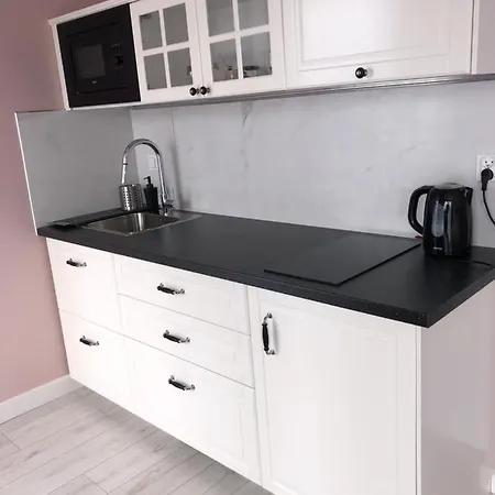 Maja Apartament *